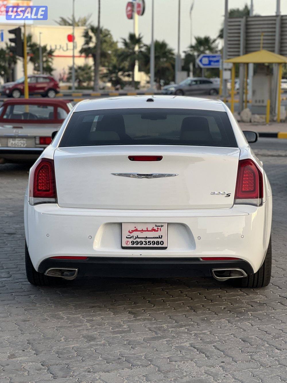 للبيع كرايزلر أبيض10