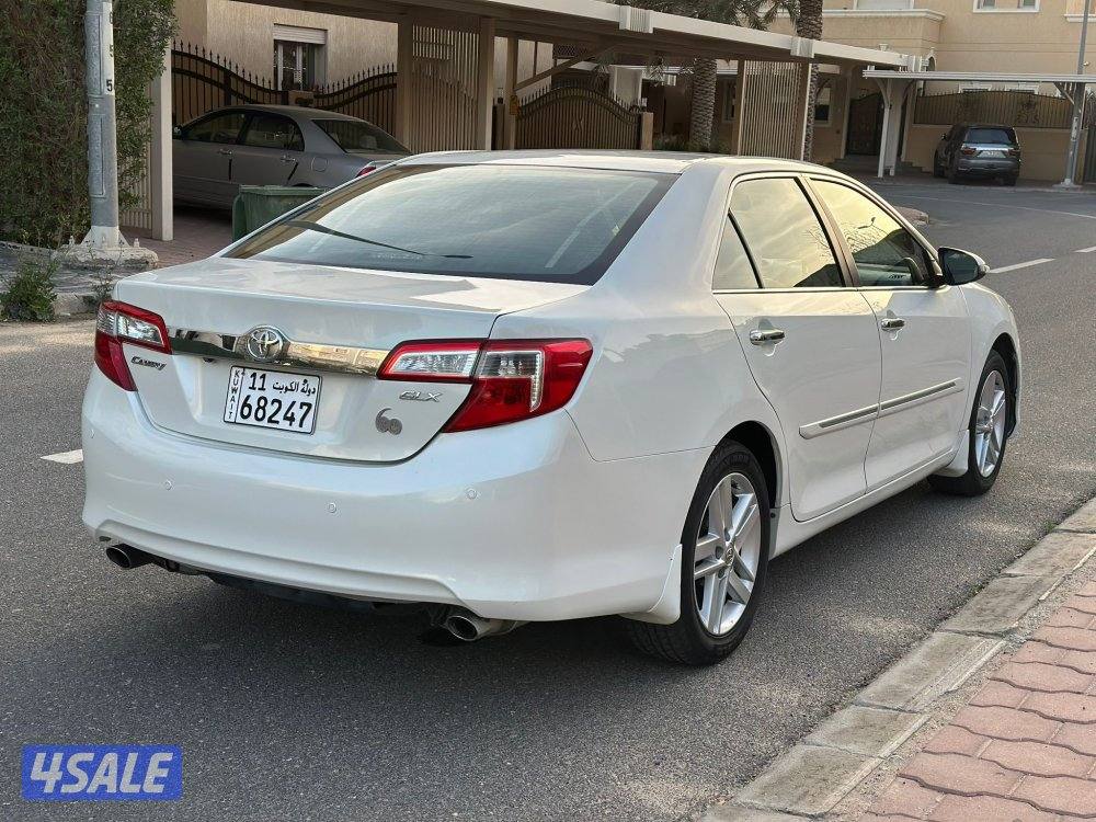 للبيع كامري GLX عداد ٢٠٧ سيرفس منتظم بالوكاله1