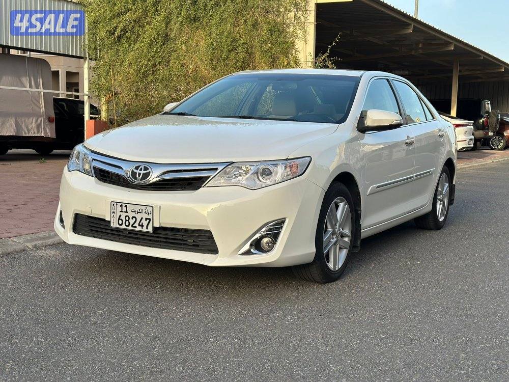 للبيع كامري GLX عداد ٢٠٧ سيرفس منتظم بالوكاله3