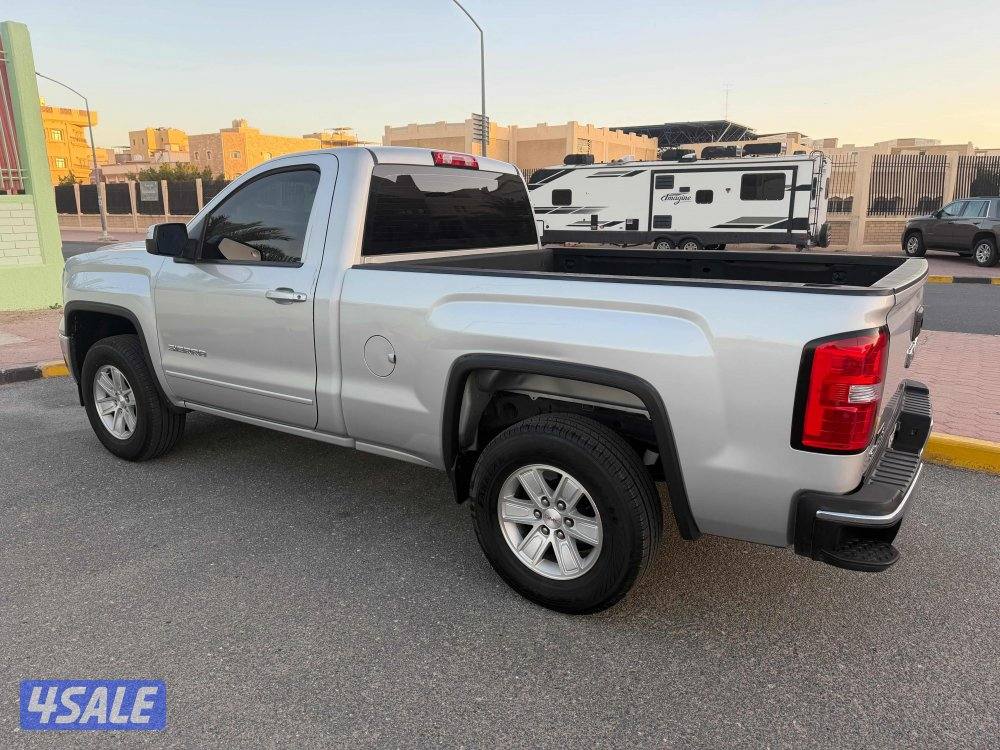 للبيع سيرا 2014 لجادين3