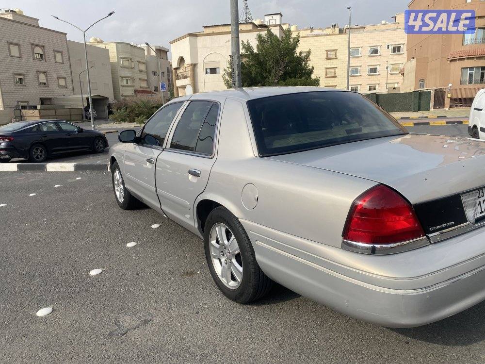 فورد فكتوريا4