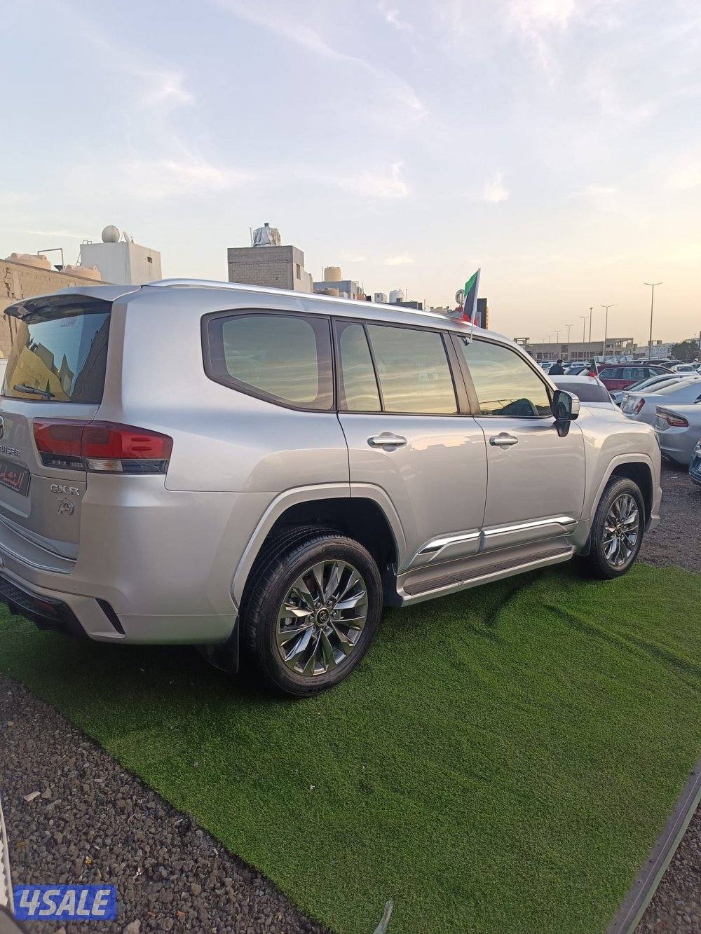 النشاما لبيع وشراء السيارات لاندكرورز3