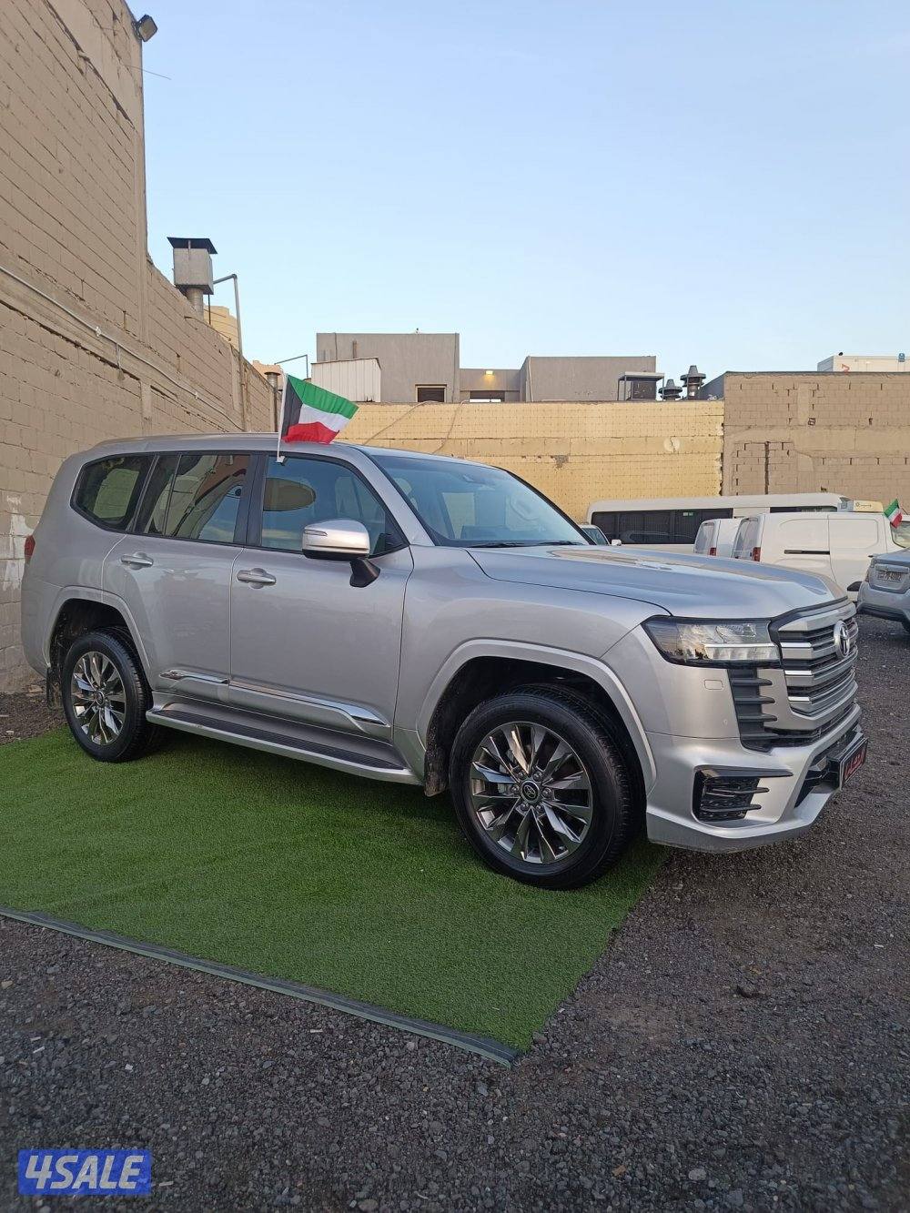 النشاما لبيع وشراء السيارات لاندكرورز6