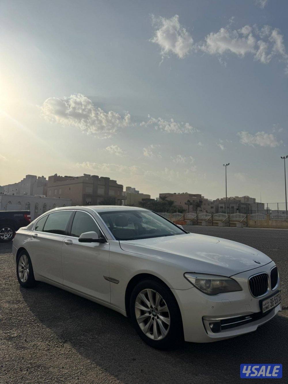 للبيع بي ام 730Li0