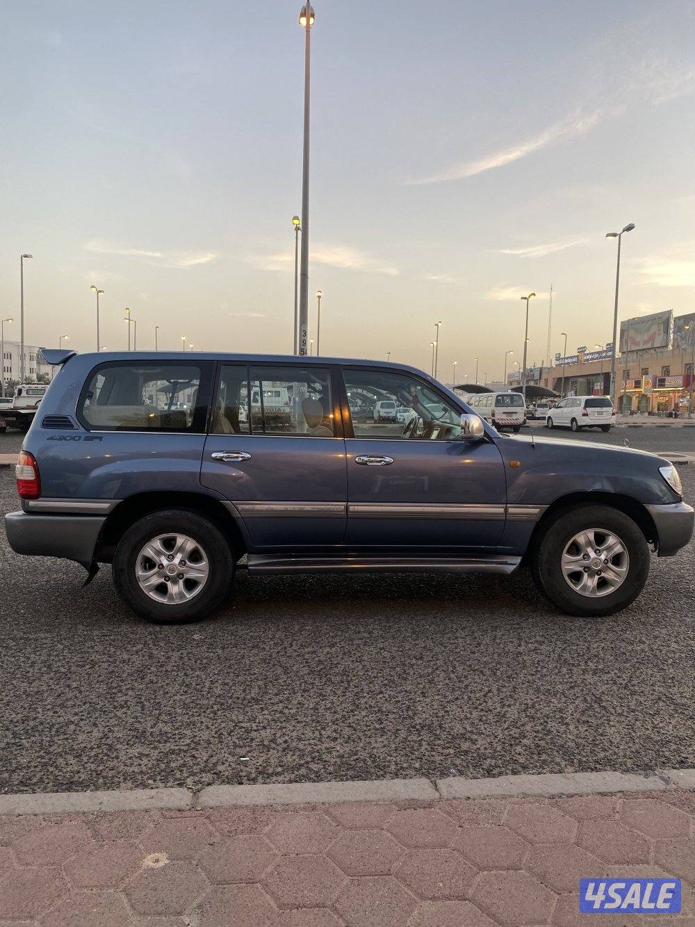 لاندكروزر 2006 فحص مرفق شد بلد فقط قطعه عداد 4795