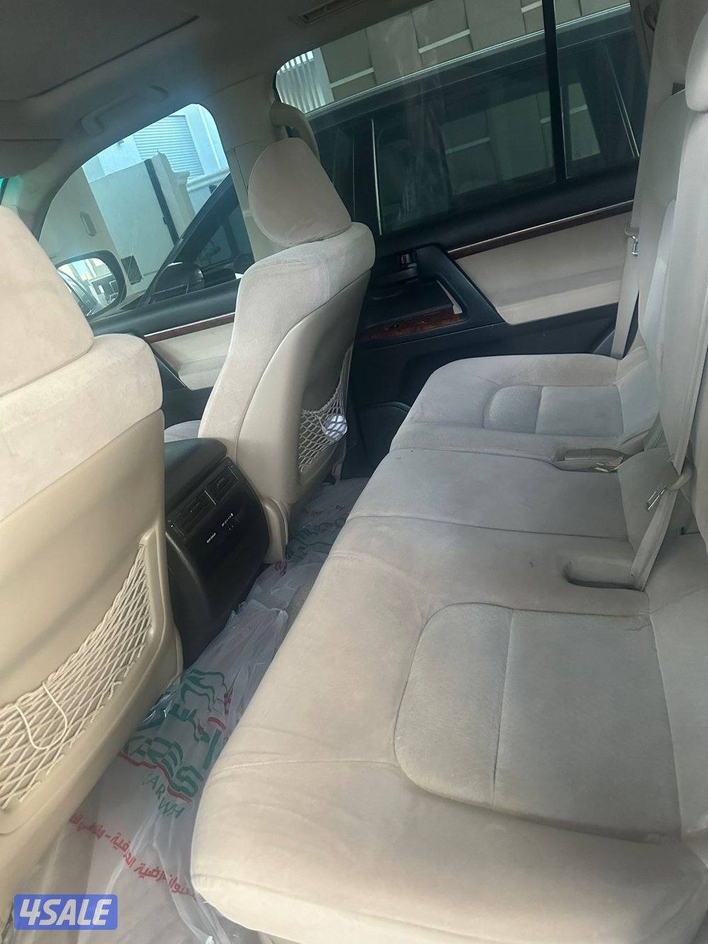 لاندكروزر2011 مجدد 20211