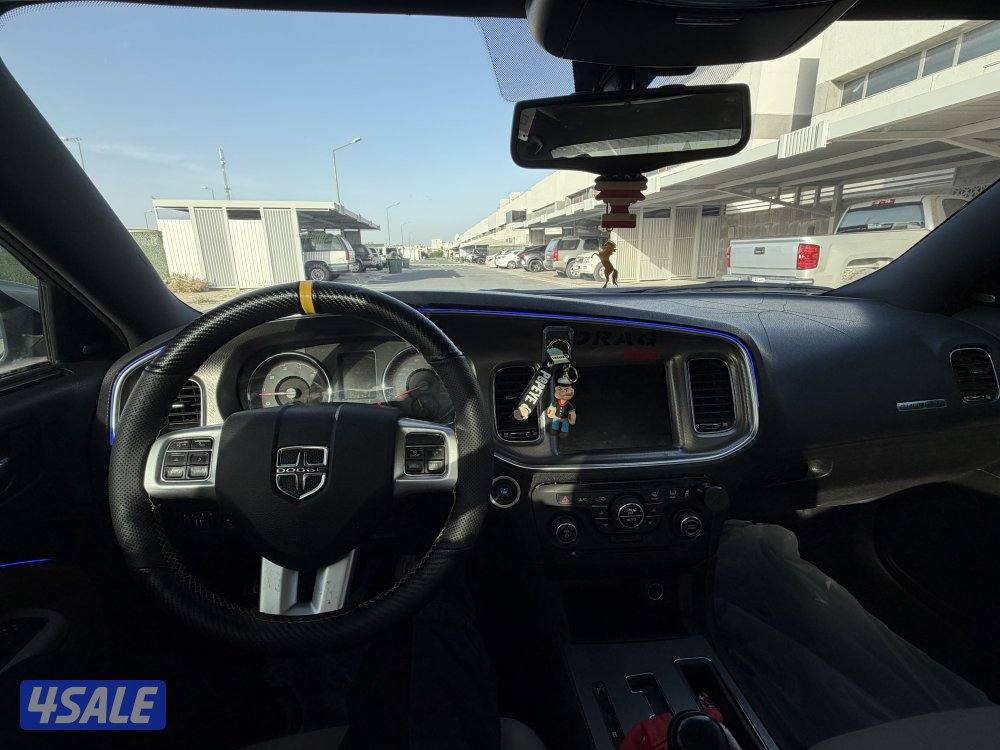 دوج تشارجر8