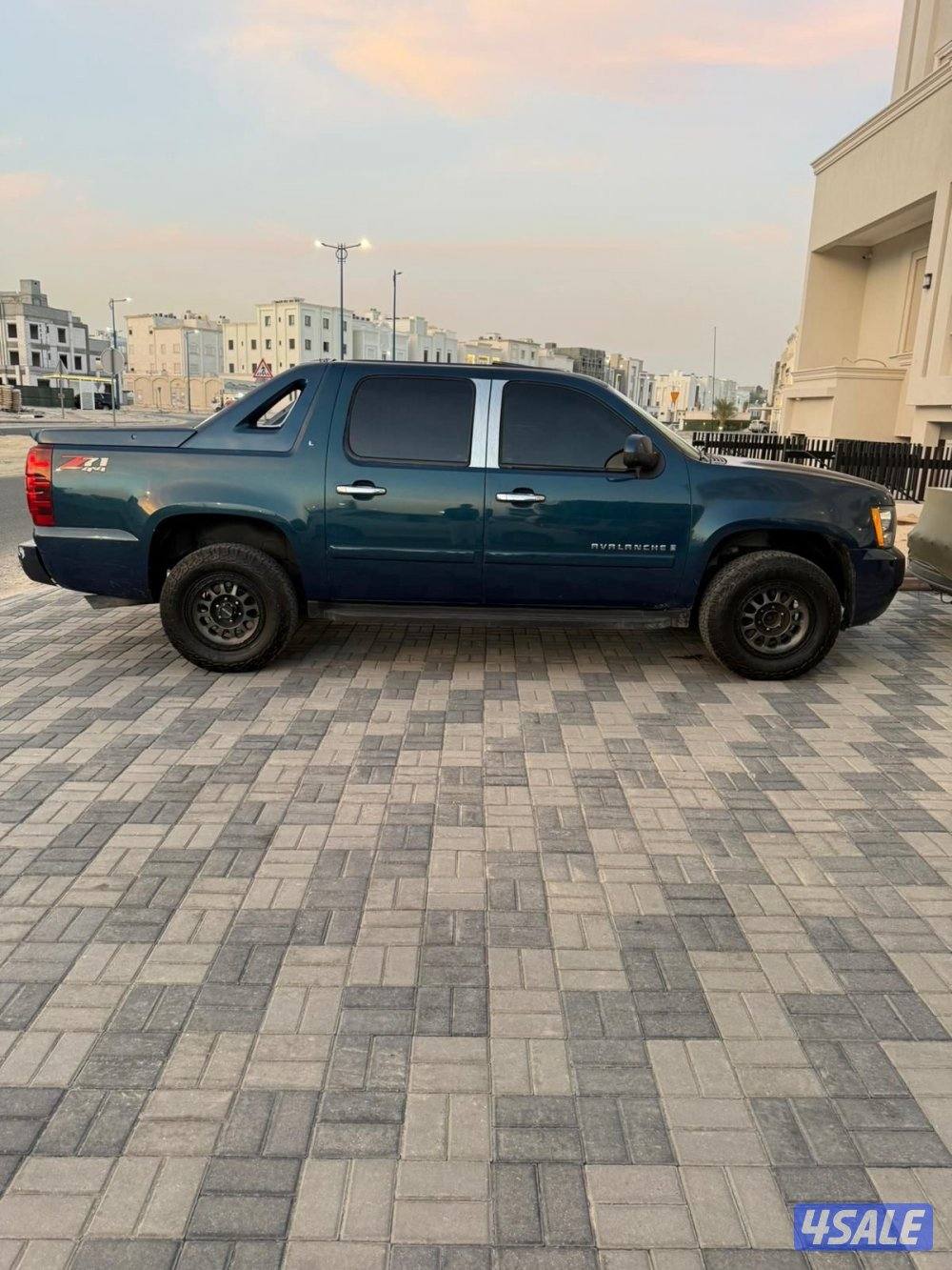 للبيع افالانش موديل ٢٠٠٧ شرط الفحص دبل قير3