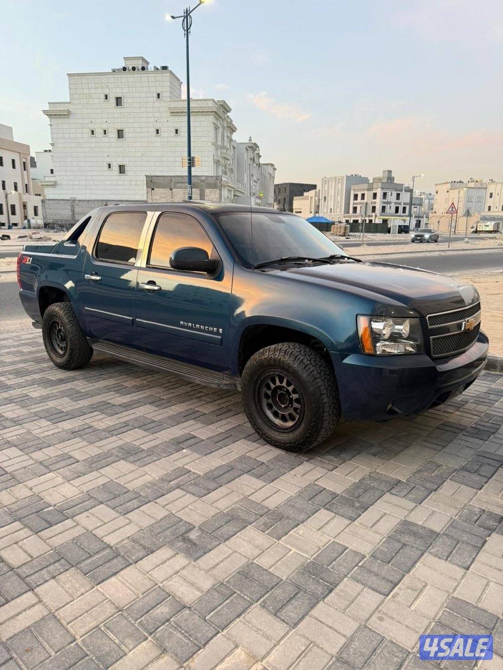 للبيع افالانش موديل ٢٠٠٧ شرط الفحص دبل قير4