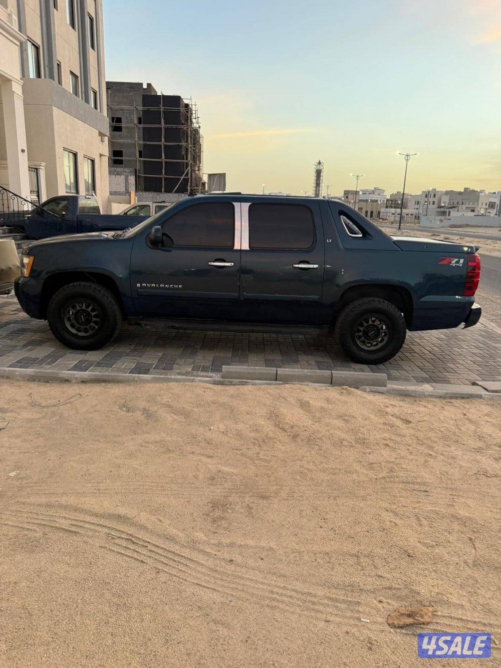 للبيع افالانش موديل ٢٠٠٧ شرط الفحص دبل قير5