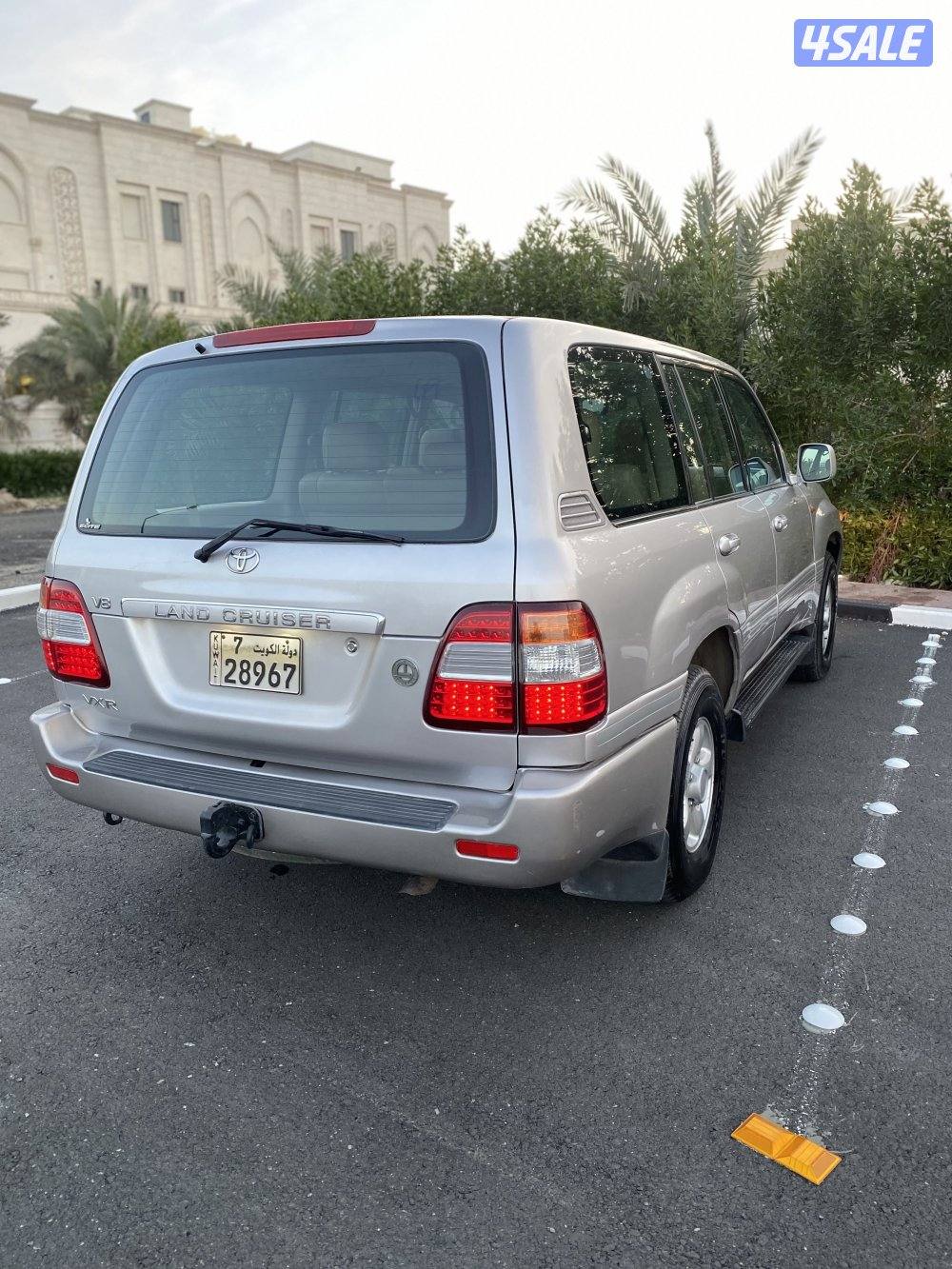 للبيع لاند كروزر الساير VXR4