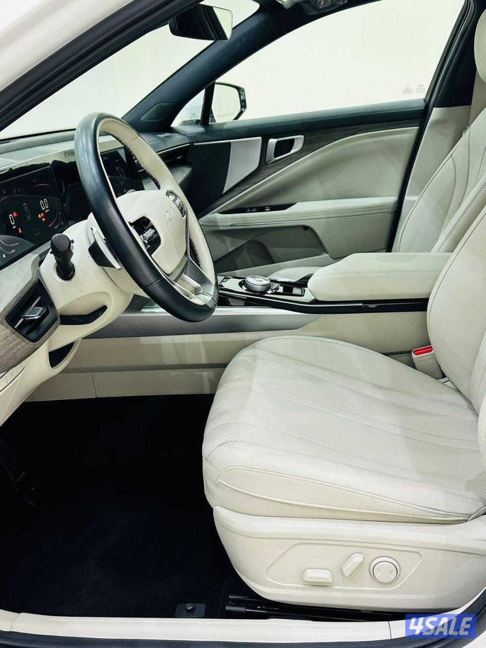 للبيع كـيــــا  3.5  K8 موديل 20244