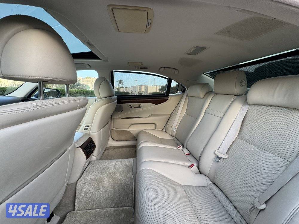 لكزس 460L موديل 2011 وارد الساير بحاله الوكاله6