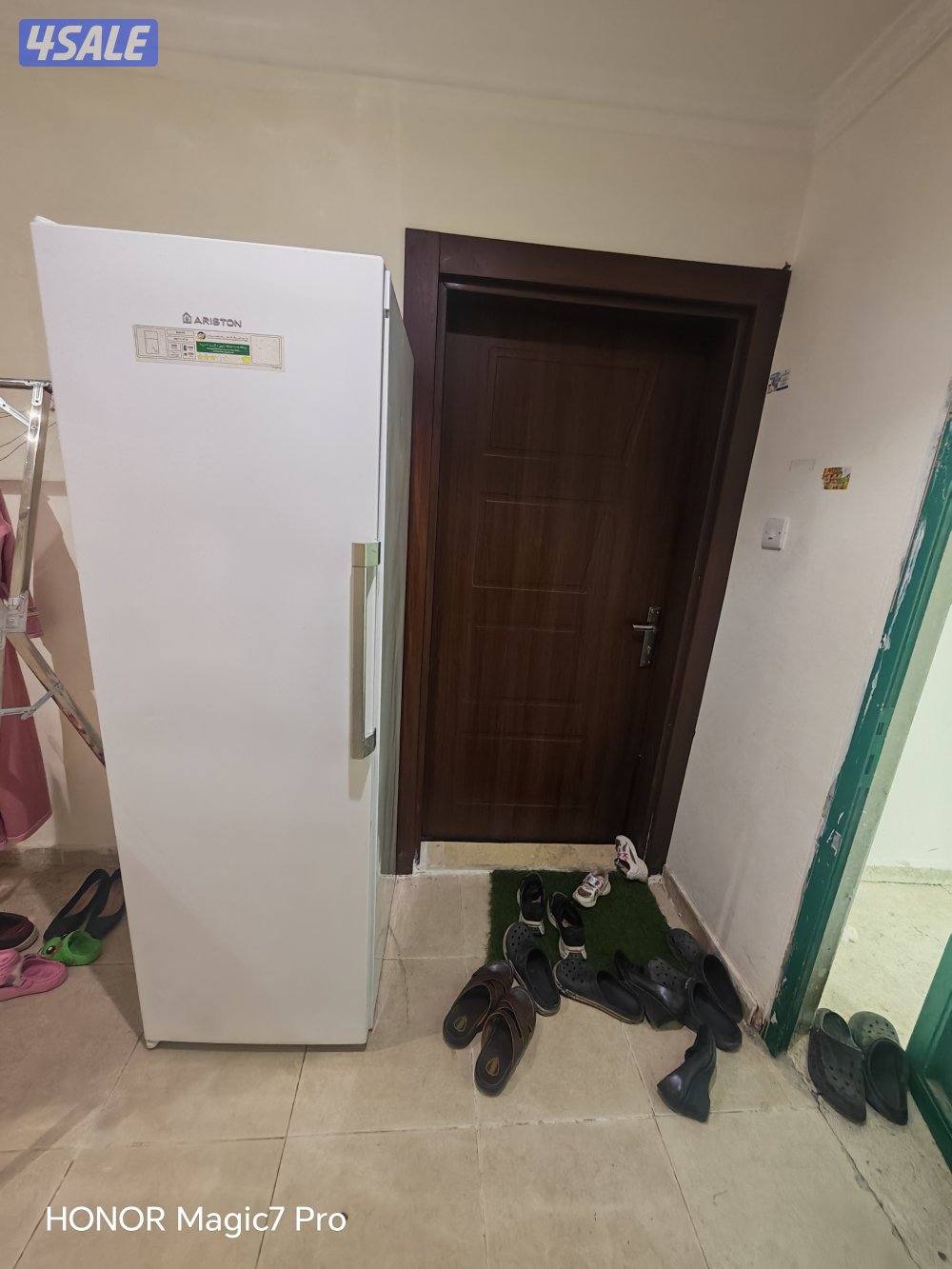 للبيع فريزر ايطالي اريستون0