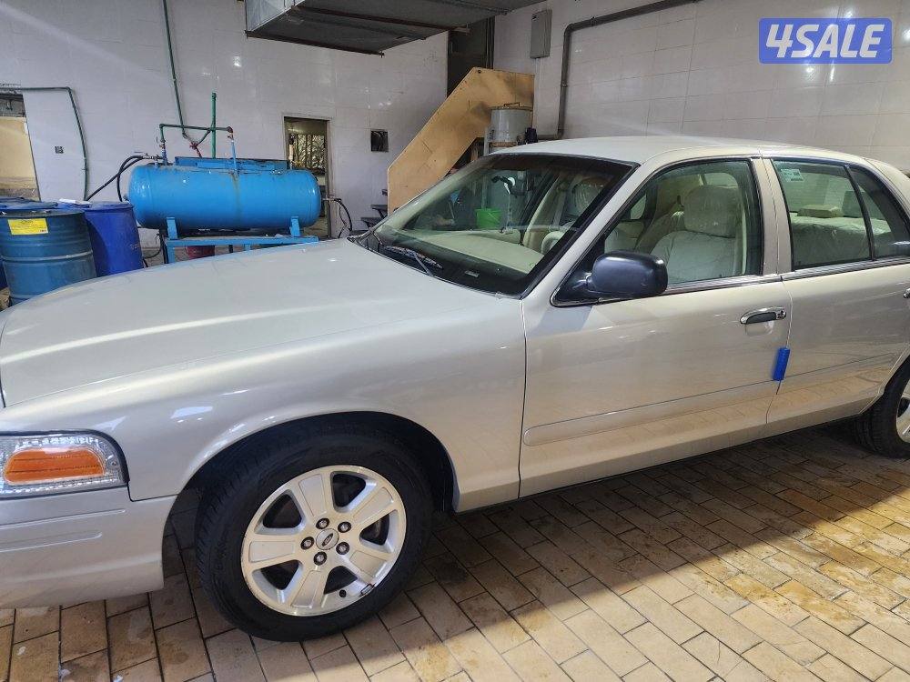 للبيع فيكتوريا 2006 شرط الفحص جير مكينه شاصي1