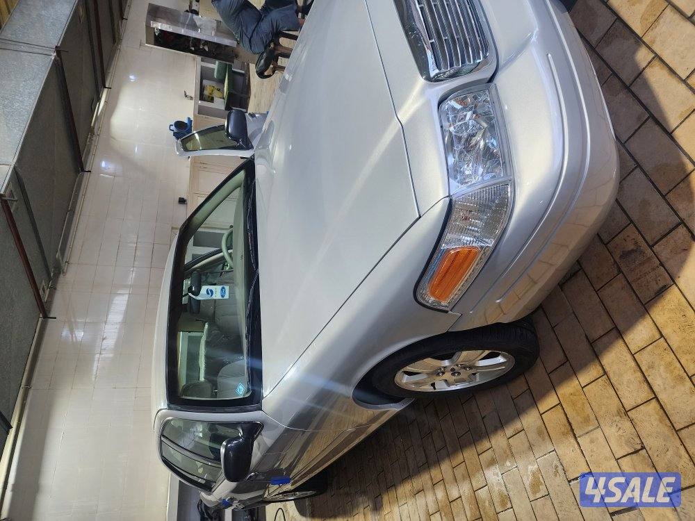 للبيع فيكتوريا 2006 شرط الفحص جير مكينه شاصي2