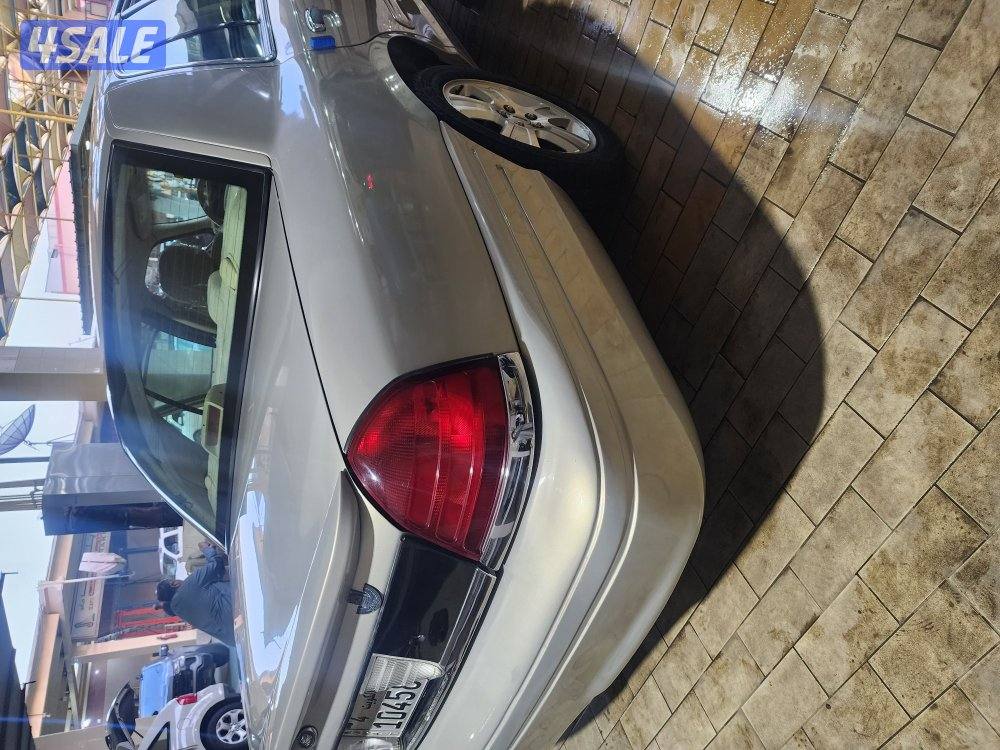 للبيع فيكتوريا 2006 شرط الفحص جير مكينه شاصي3