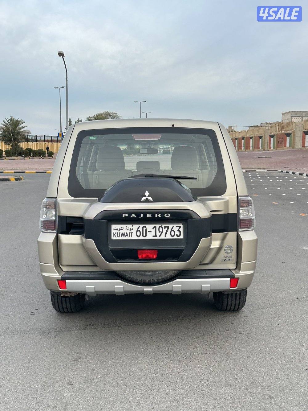 للبيع باجيرو2