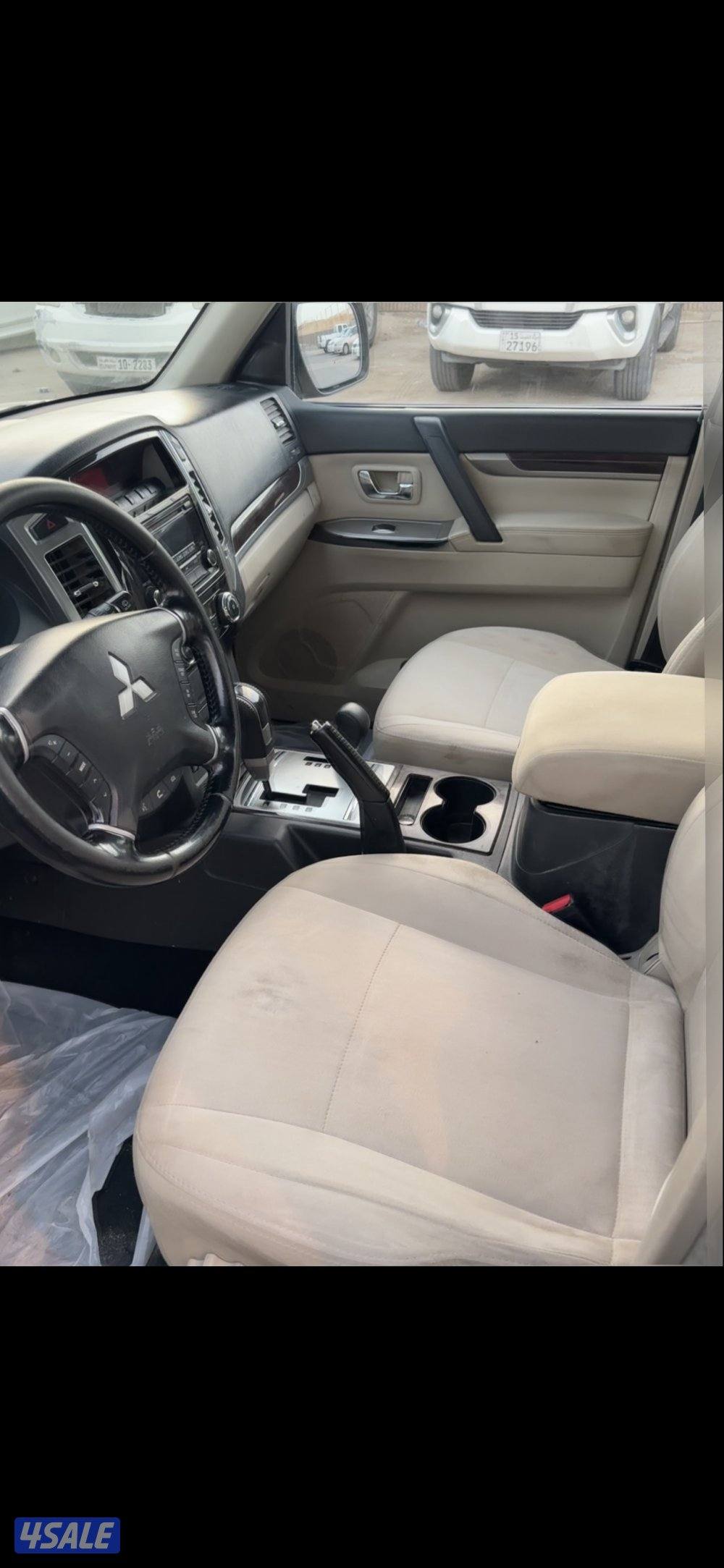 للبيع باجيرو3