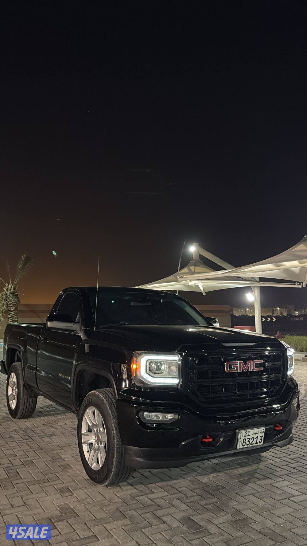 للبيع وانيت سيرا0