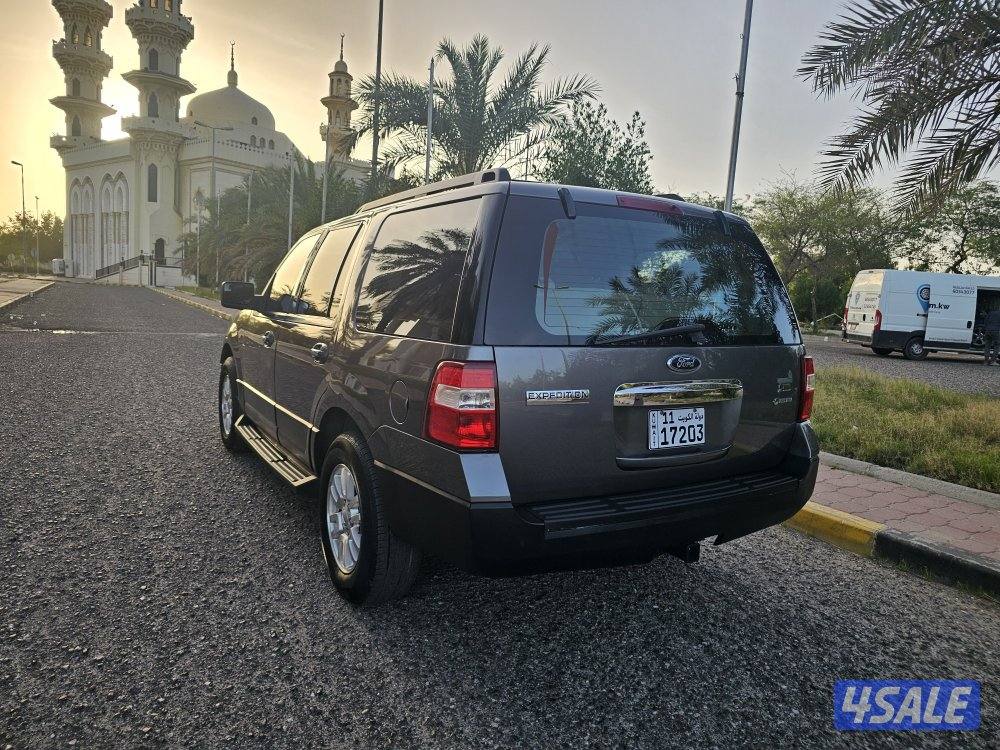 جيب اكسبدشن وارد الغانم صبغ الوكالة عداد ٢٢٥ الف كيلو3