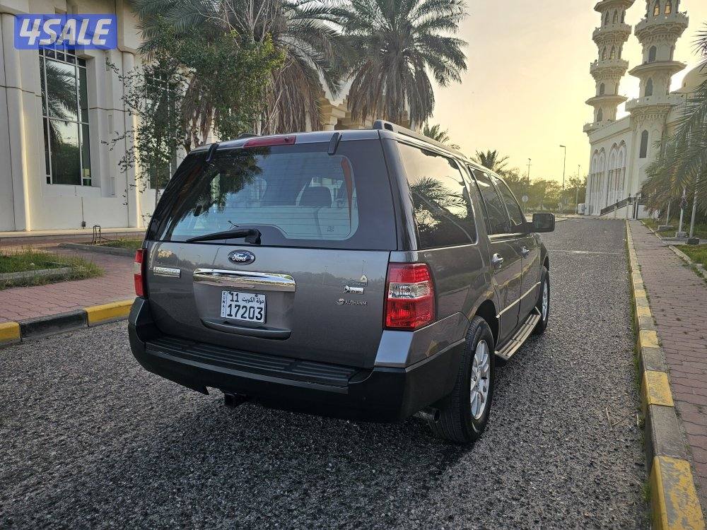 جيب اكسبدشن وارد الغانم صبغ الوكالة عداد ٢٢٥ الف كيلو5