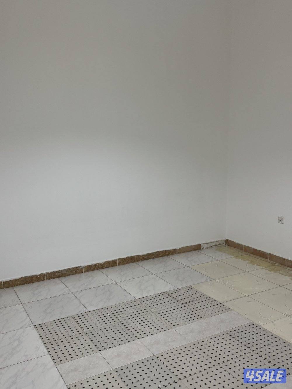 للإيجار في منطقة القرين دور ثاني مصعد4