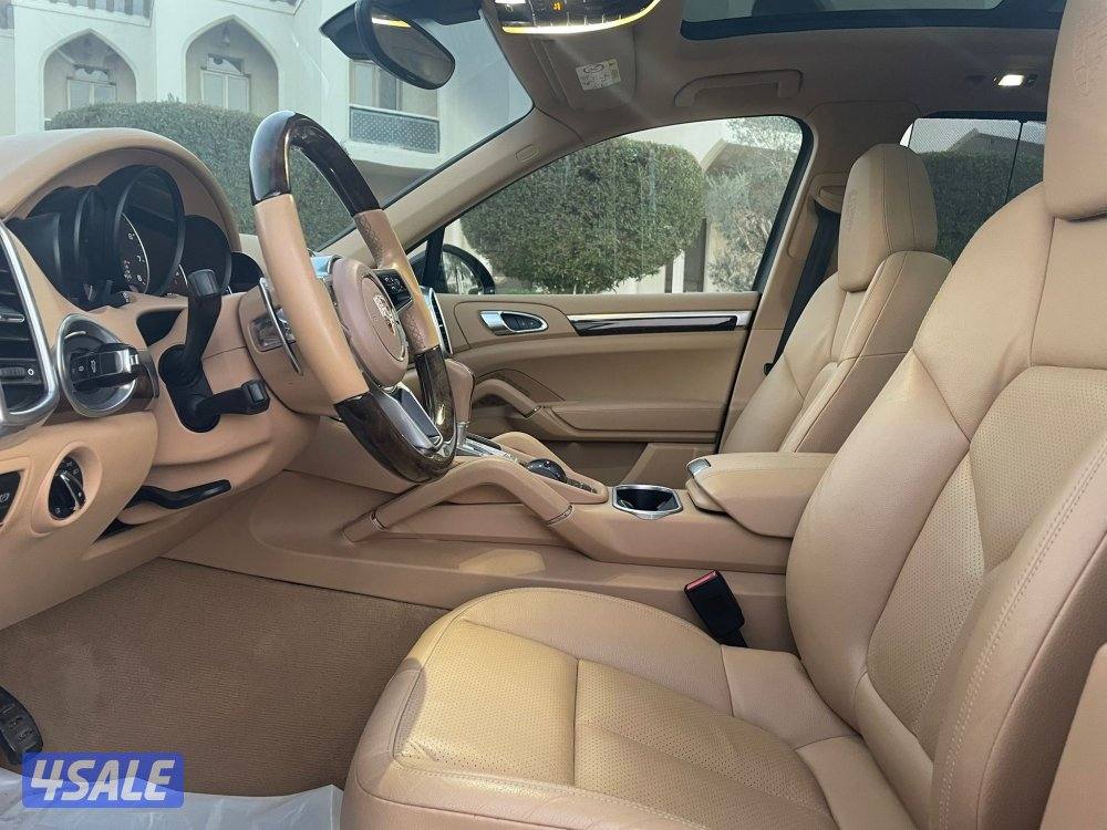 بورش كايين بحاله ممتازه عداد 14710