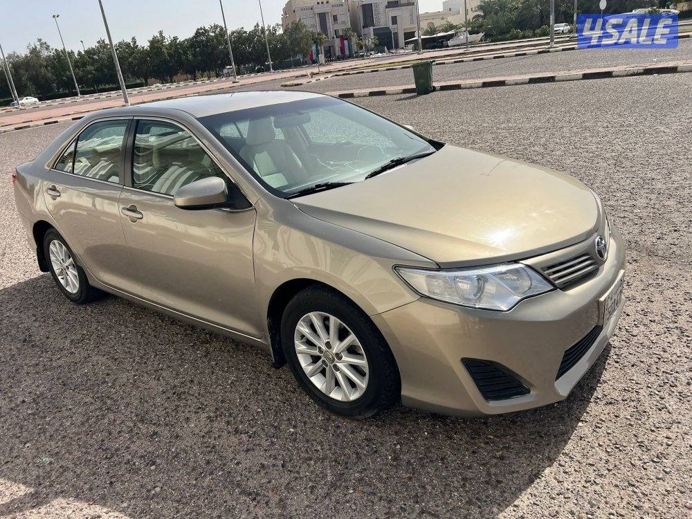 كامري GL20150