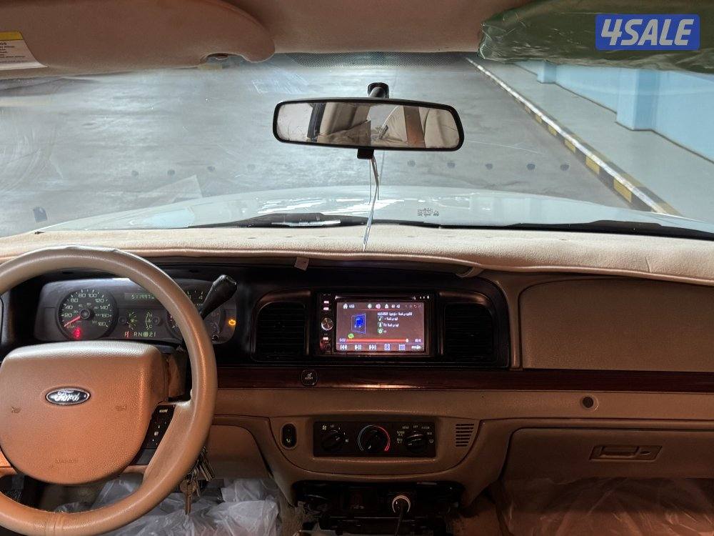 للـبيع فورد فكتوريا4
