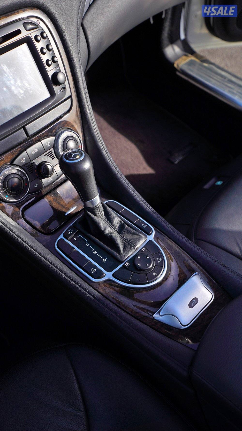 للبيع مرسيدس SL350  نظيفة جداً جداً من الداخل و الخارج15