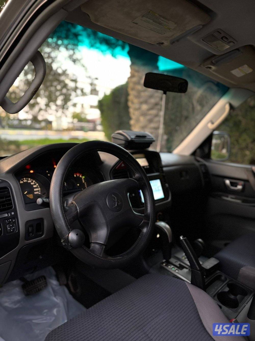 باجيرو باب واحد موديل 2005 ماشي 240 شرط الفحص4