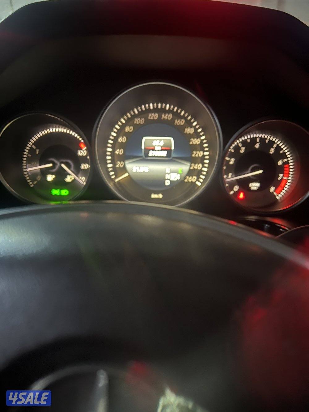 للبيع E300. موديل  2014.  ستة سلندر ستاير جانبية وستارة خلفية  ماشي2