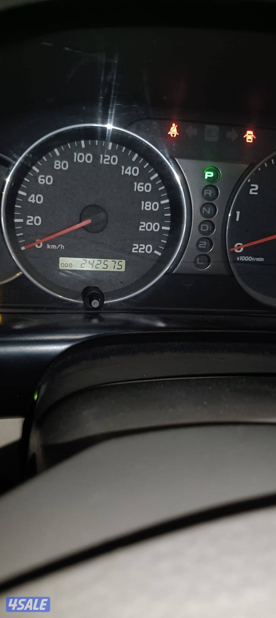 للبيع لاندكروزر 2006gxr11