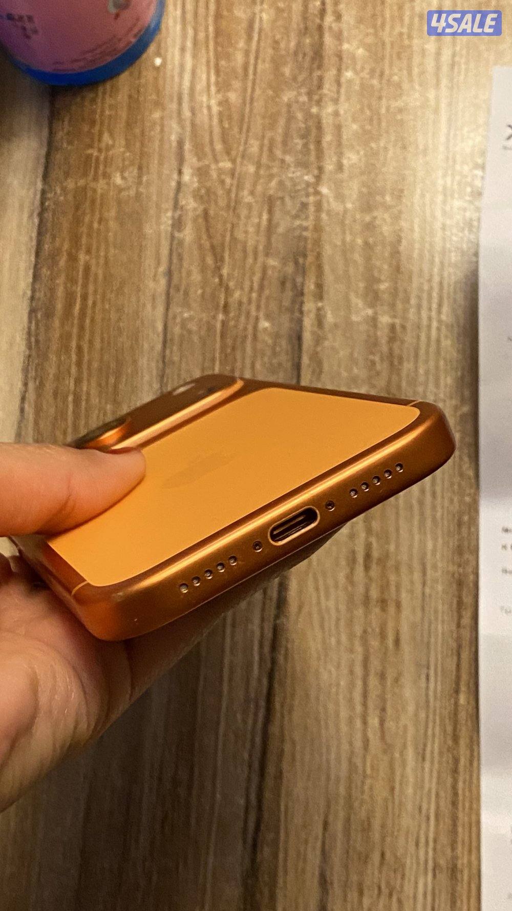 iPhone 17 pro 256GB, perfect condition battery health 100%6