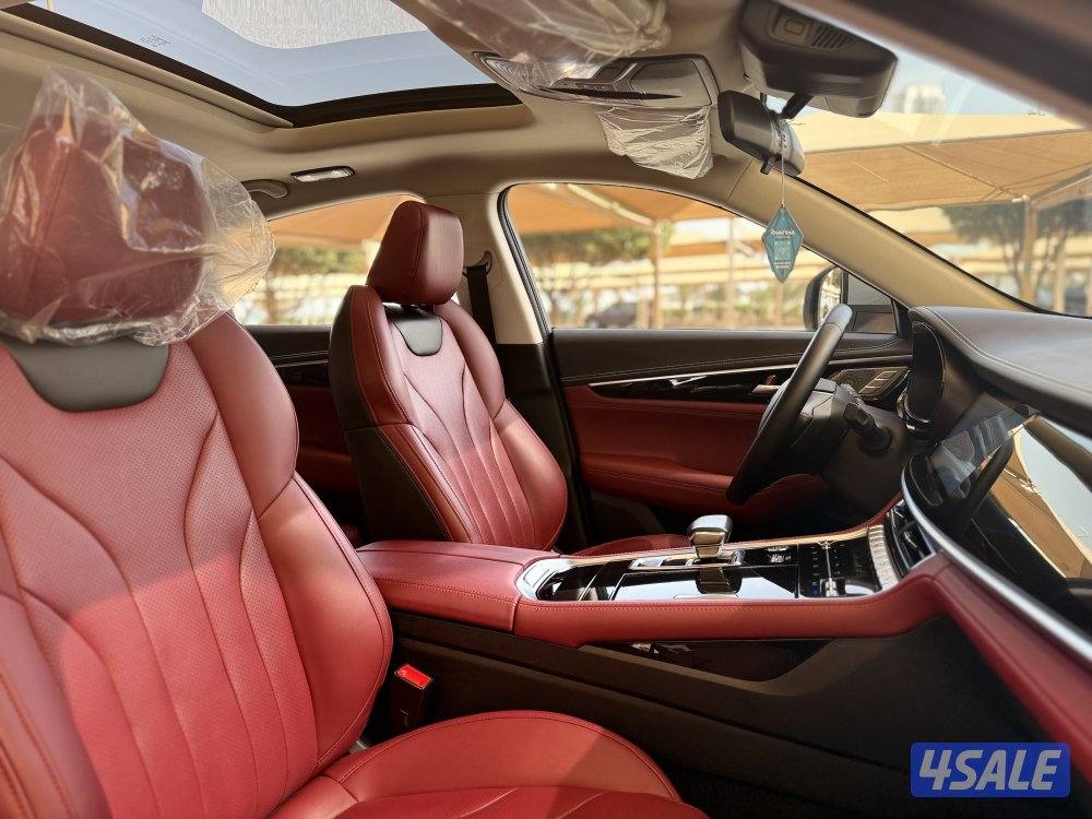 للبيع : شانغان - موديل 2023 عداد : 67 الف صبغ الوكاله4