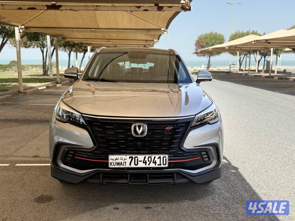 للبيع : شانغان - موديل 2023 عداد : 67 الف صبغ الوكاله7