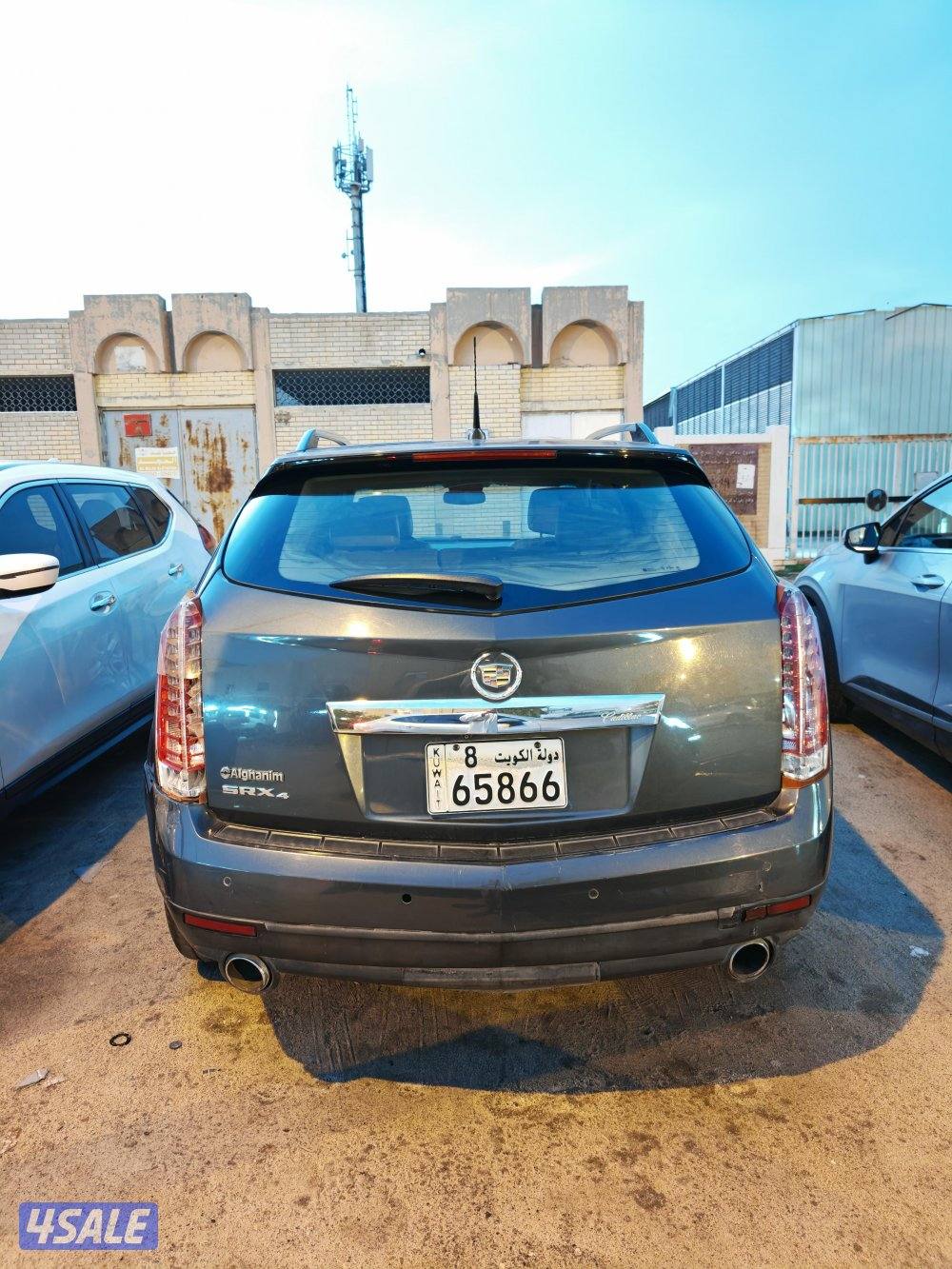 جيب كاديلاك SRX 20112