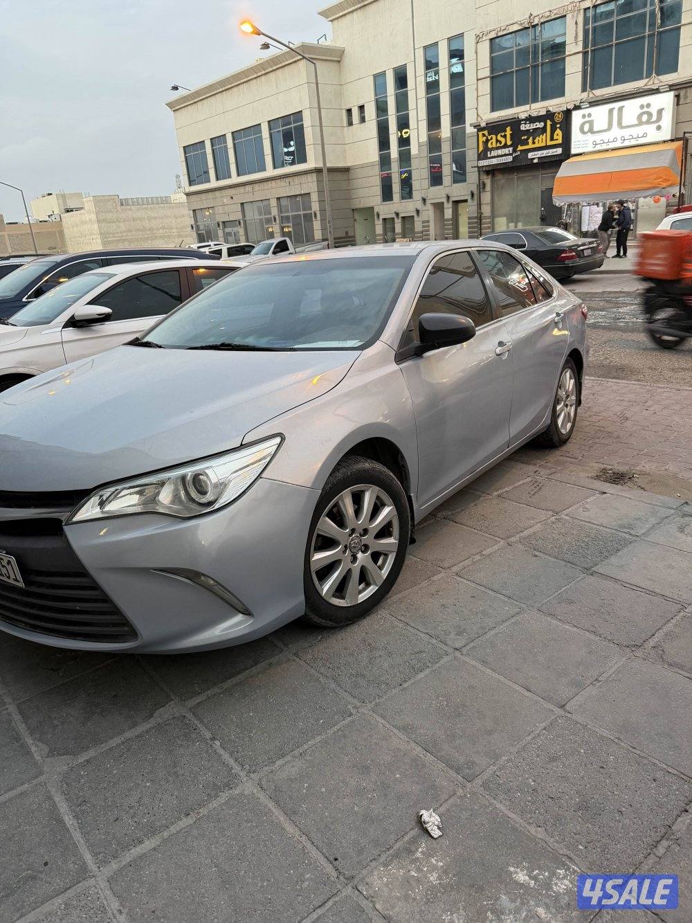 للبيع كامري ٢٠١٦ GL0