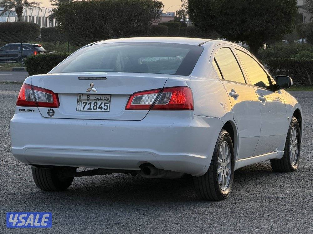 للبيع جالانت 2010 صبغ الوكالة0