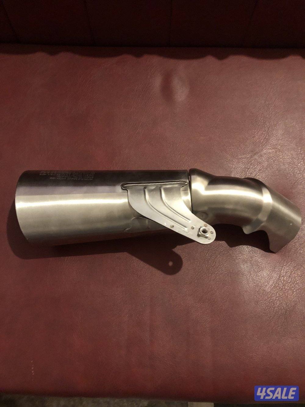 Bmw s1000rr exhaust دبه الوكاله محشومة جديده2