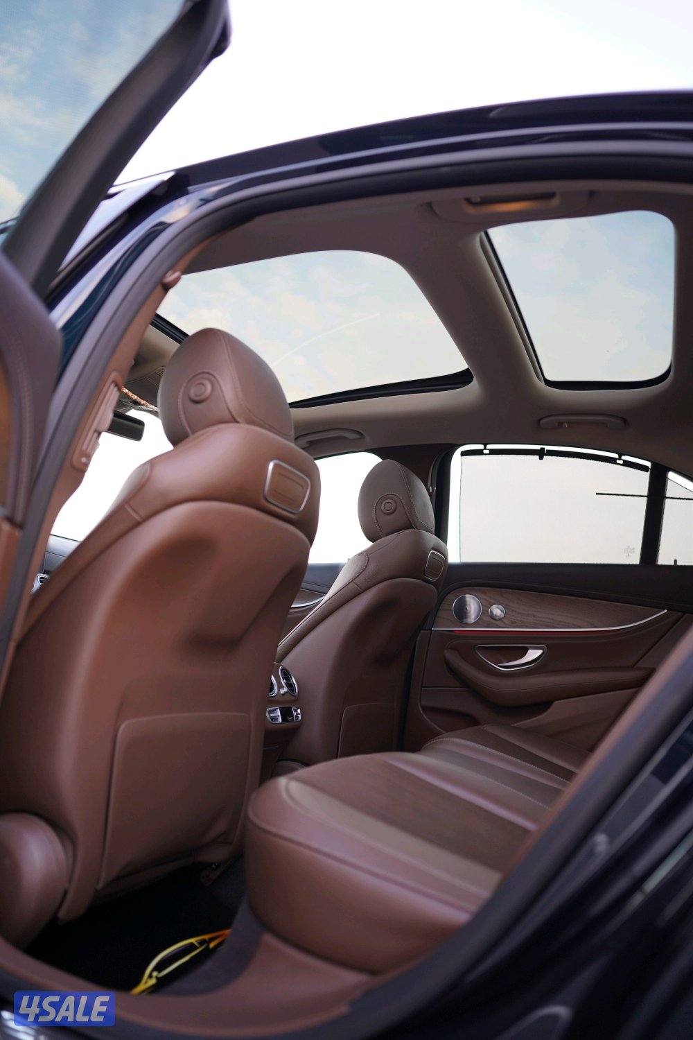 Mercedes E 200 / 2017 Full option / Original paint13