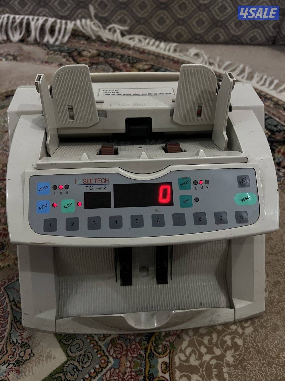 للبيع 3 اجهزة عد العملات وكشف التزوير8
