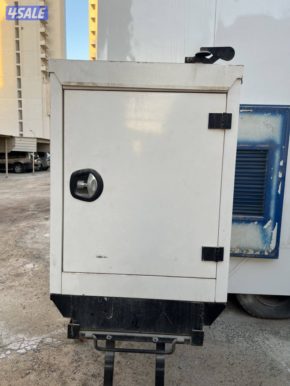 مولد ديزل بيركنز سايلنت 20 الف1