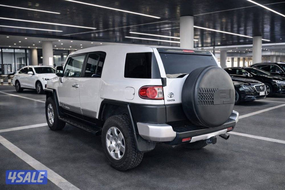 للبيع FJ2