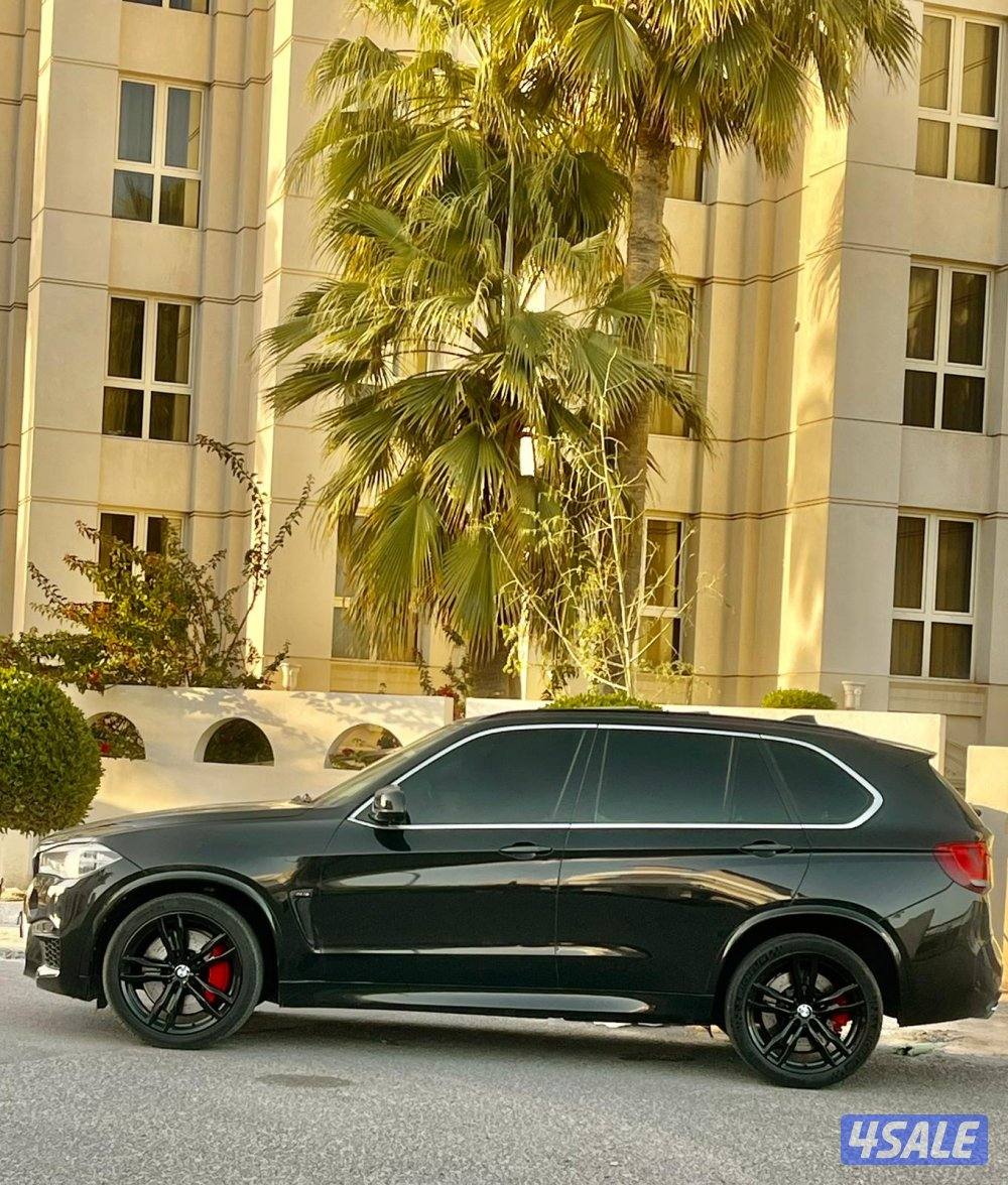 للبيع X5 M باور صبغ الوكاله ماعدا قطعه0