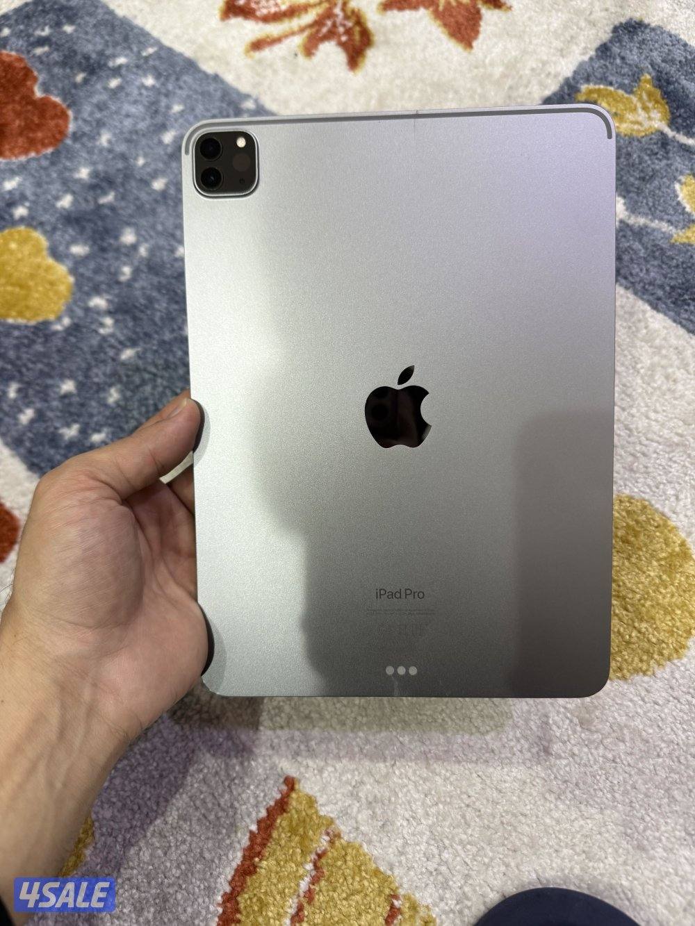 ايباد برو M2 ١١ انش ٢٥٦ جيجا مبدل شاشه اصليه فقط3