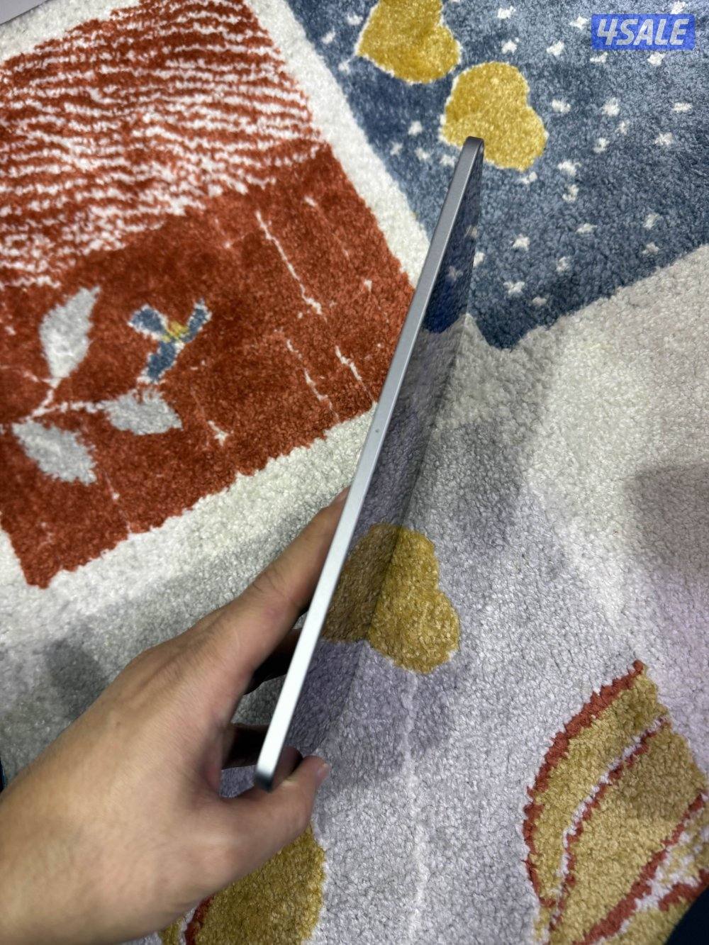 ايباد برو M2 ١١ انش ٢٥٦ جيجا مبدل شاشه اصليه فقط4