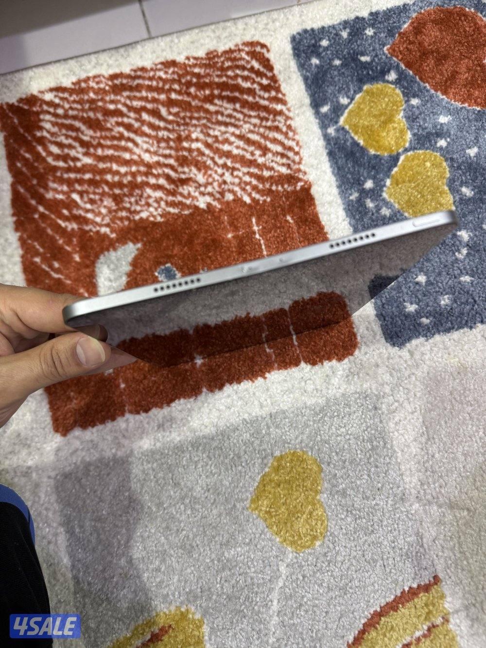 ايباد برو M2 ١١ انش ٢٥٦ جيجا مبدل شاشه اصليه فقط9