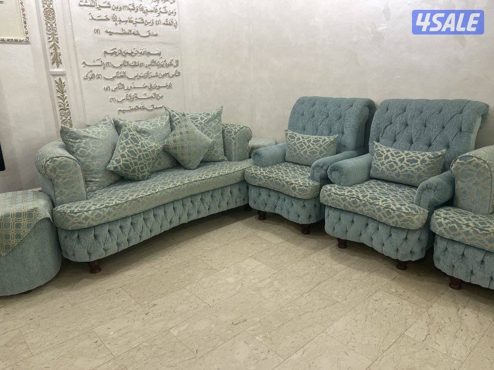 للبيع قنفات طقمين كل طقم مع طاولات2